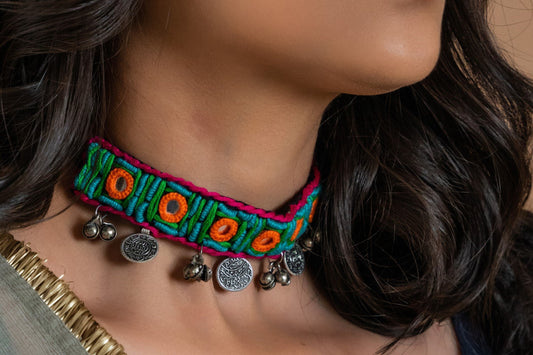 The Process of Creating Handmade Jewelry: From Concept to Creation