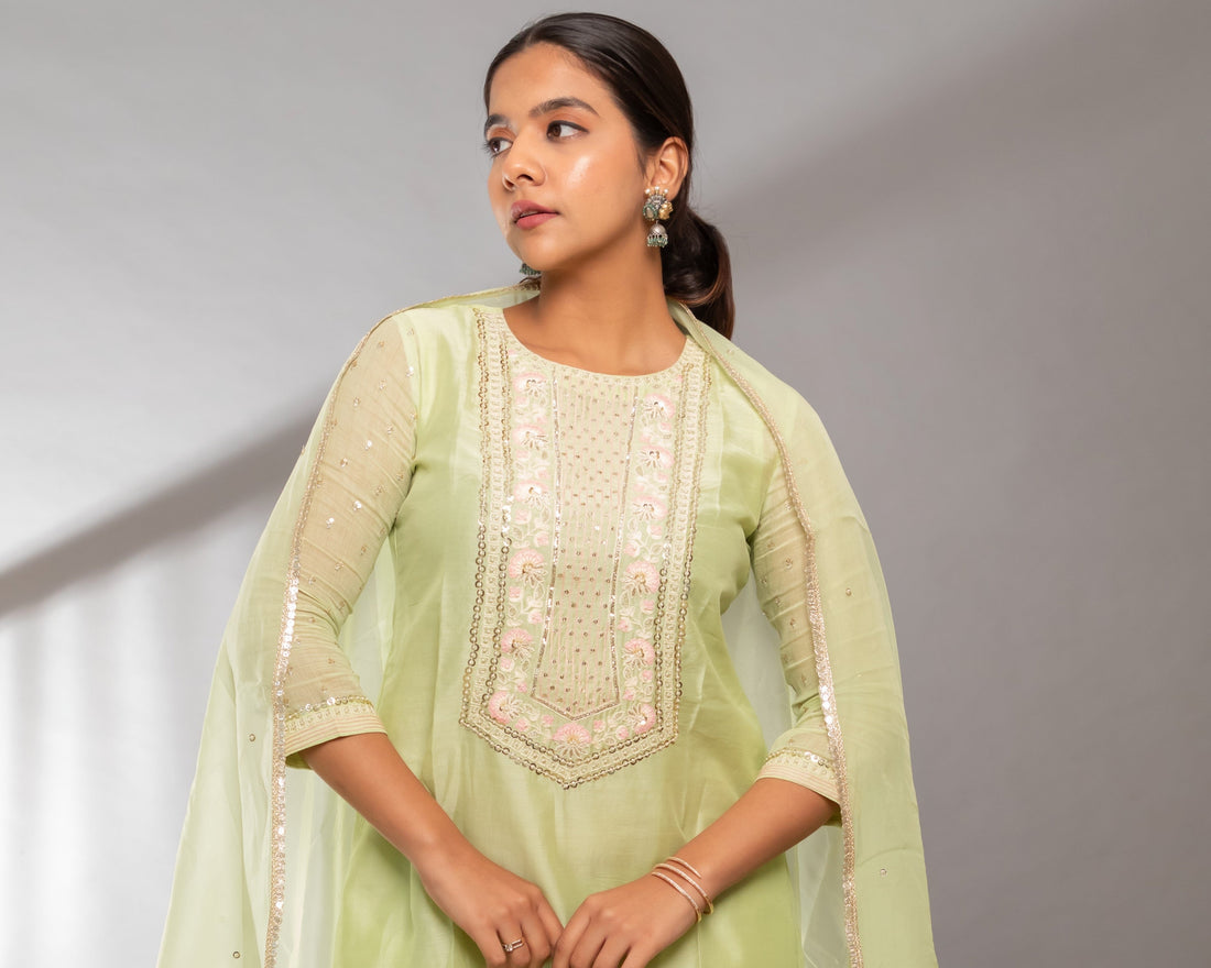 Behind the Scenes of Luxury Indian Women Dresses: How Ishtara Crafts Chanderi Fabric Masterpieces