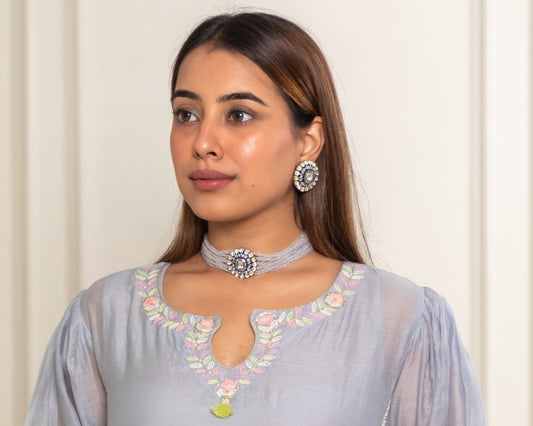 Why Is Handcrafted Embroidery the Essence of Elegance in Indian Ethnic Wear?