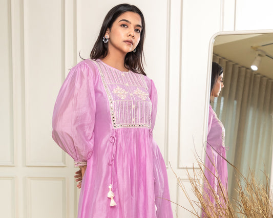 What Makes Indian Ethnic Wear from Ishtara the Perfect Choice for Festive Wear and Special Occasions?